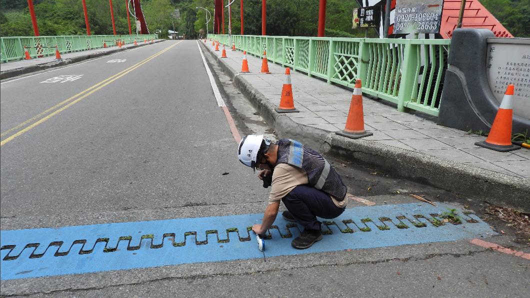 建設局提前於4月18日完成檢測結果，橋體結構並無因地震影響而損壞。（圖／台中市政府）