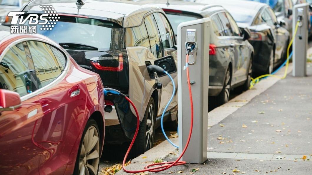 2024電動車銷售將創新高　IEA：再10年將占車輛銷量2/3