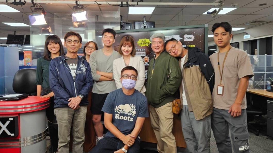 0423強震！TVBS主播、記者凌晨急回崗　全體動員「無時差播報」網狂讚