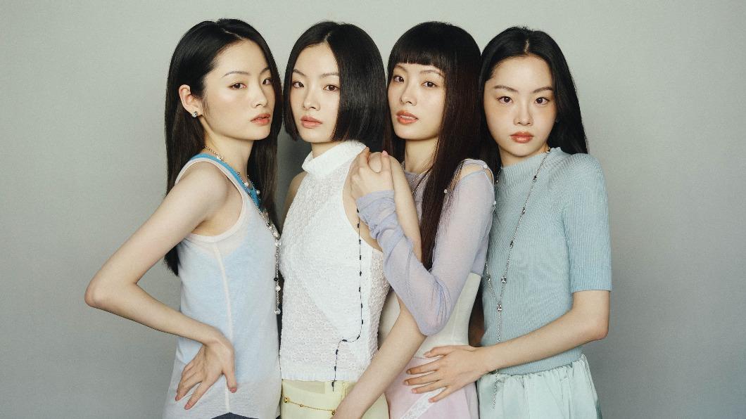 太扯!4胞胎女團媽上產房才發現「3寶多1寶」 爸爸崩潰石化