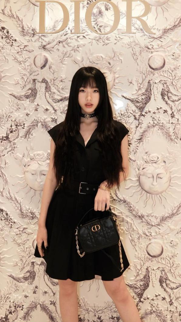 Elly上大學後演藝事業將暫停。(圖/翻攝自Elly IG)