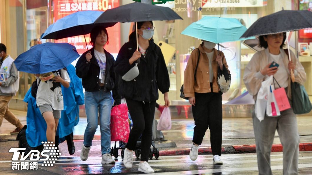 降雨高峰來了！中南部「一片紅」　未來48小時難逃暴雨