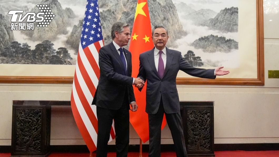 美國國務卿布林肯(圖左)與中國外交部長王毅(圖右)會面。(圖/達志影像美聯社)