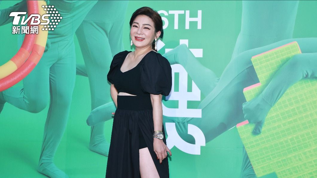 王彩樺市場攤販桌激戰小鮮肉 「叫X」狂嬌嗔2小時累慘