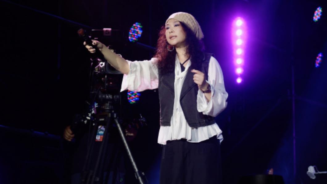 許美靜好不容易復出,卻因南京演唱會重創名聲。(圖/翻攝自深圳太古宙文化微博)