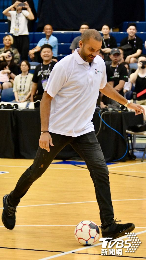 帕克今出席台藝大見面會,親民態度圈粉無數。(圖/胡瑞麒攝)