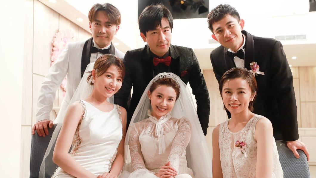 《愛的榮耀》首次出現2組CP同場結婚。（圖／民視提供）