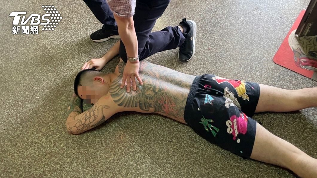 都是為了她!嘉義男槍擊友人情敵 逃亡3個月「穿內褲」落網