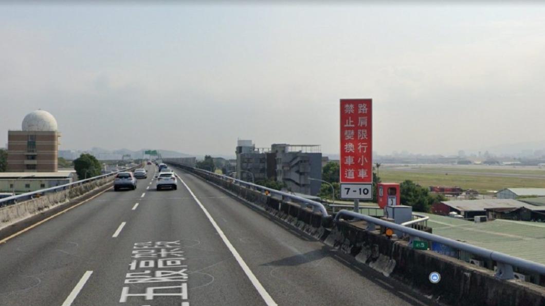 若臨停路邊直接原地解放,可能面臨罰鍰。(圖/ 翻攝自Google地圖)