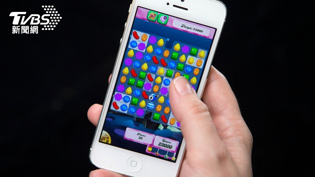 美神父沉迷Candy Crush　盜百萬公款「狂刷2200筆課金」