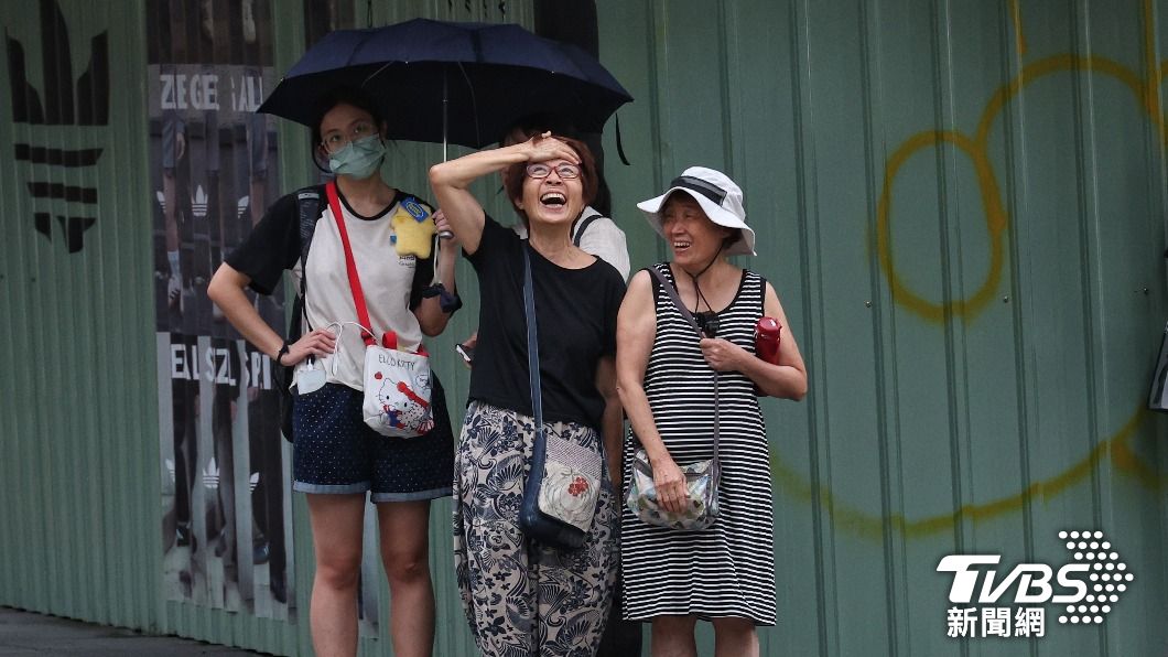快訊/大雨開炸!鋒面到「4縣市」大雨特報 一路下到明天下午