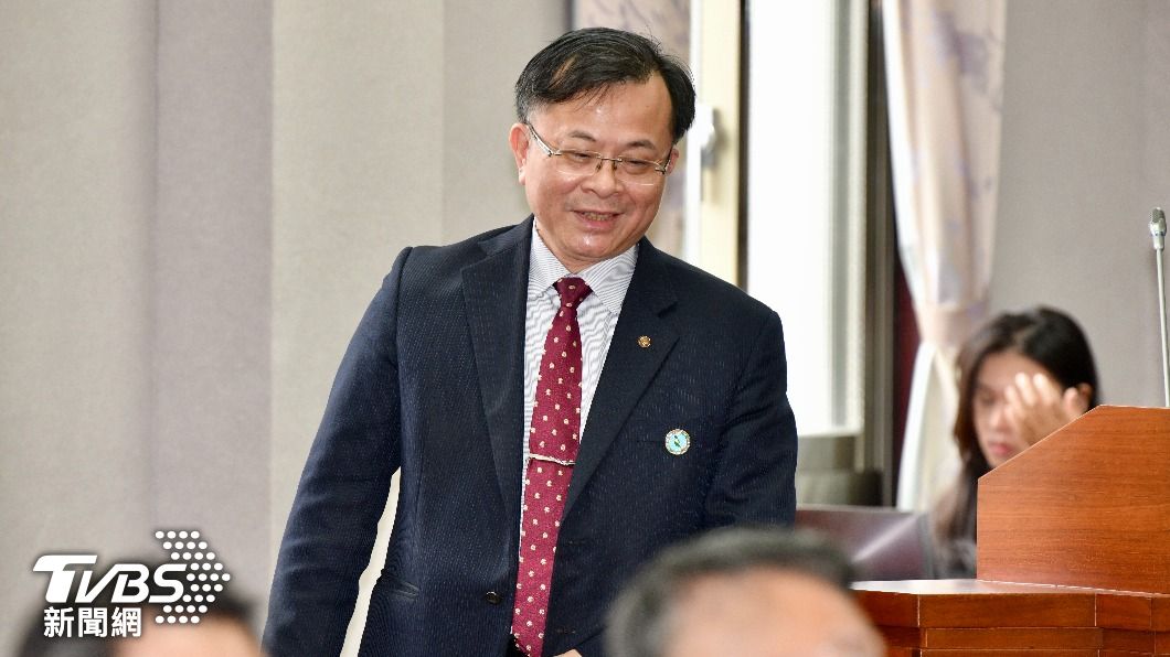 NCC主委陳耀祥備詢時，與藍、白立委發生衝突。（圖／胡瑞麒攝）