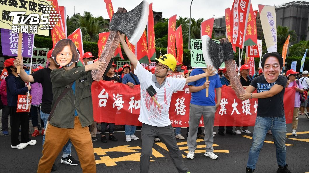 勞團出演行動劇。(圖/胡瑞麒攝)