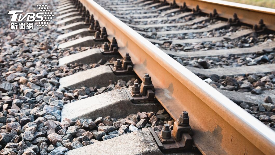 美女高中生遭輾斃!「列車煞不住」奪命 他嘆:學校像高壓鍋