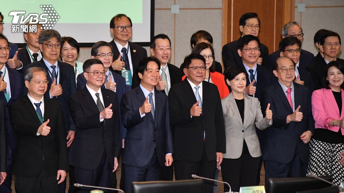新內閣團隊今（4日）舉辦「行動創新AI內閣」策勵營。（圖/胡瑞麒攝）