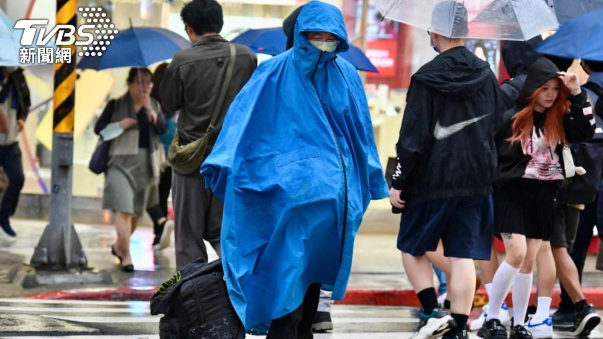 大雨特報來了。(圖/TVBS)
