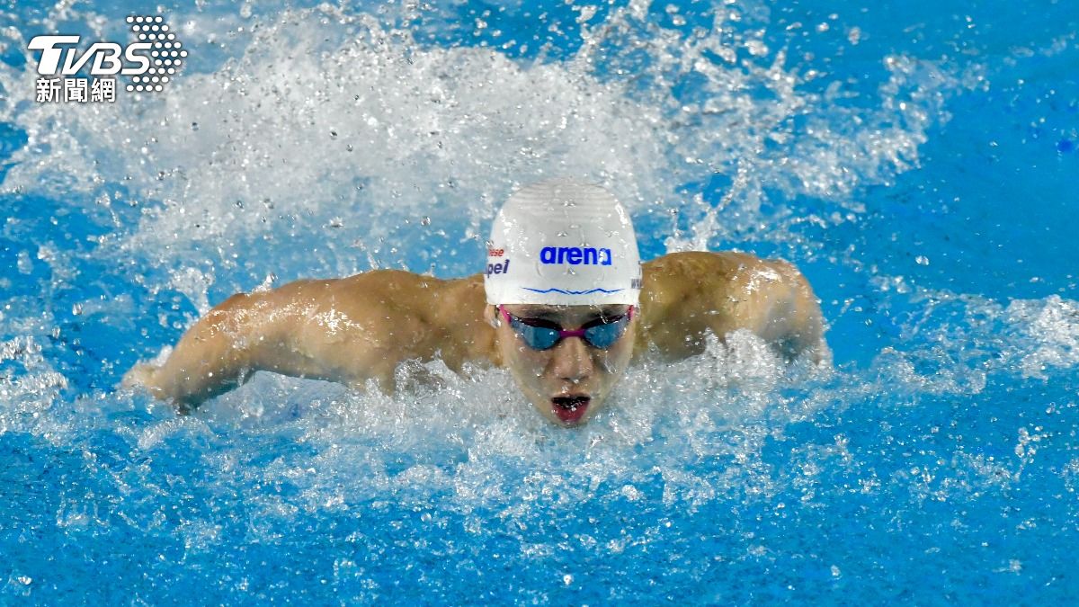 全大運沒對手!王冠閎100M蝶式摘金 前50公尺還破紀錄