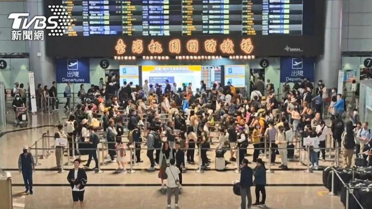 出國玩「搭乘紅眼班機會睡機場?」 過來人給答案:這地最好睡