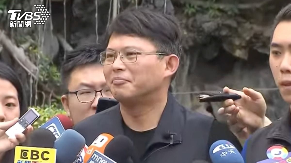 跟柯文哲有嫌隙?黃國昌爆2人「每晚傳訊息」:力挺他再戰總統