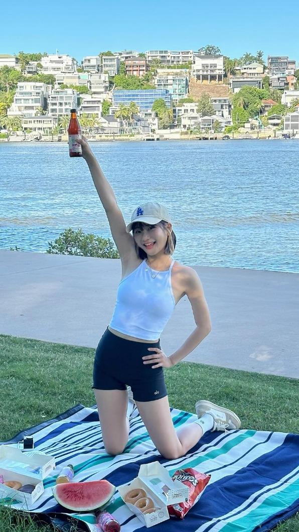 愛莉莎莎認為沒有一個國家是完全安全的。(圖/翻攝自愛莉莎莎臉書)