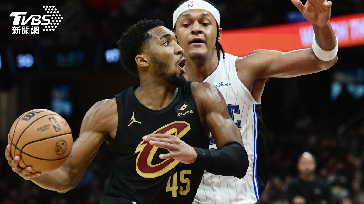 NBA/米契爾對轟班切羅!落後18分逆轉勝 騎士睽違6年闖第二輪
