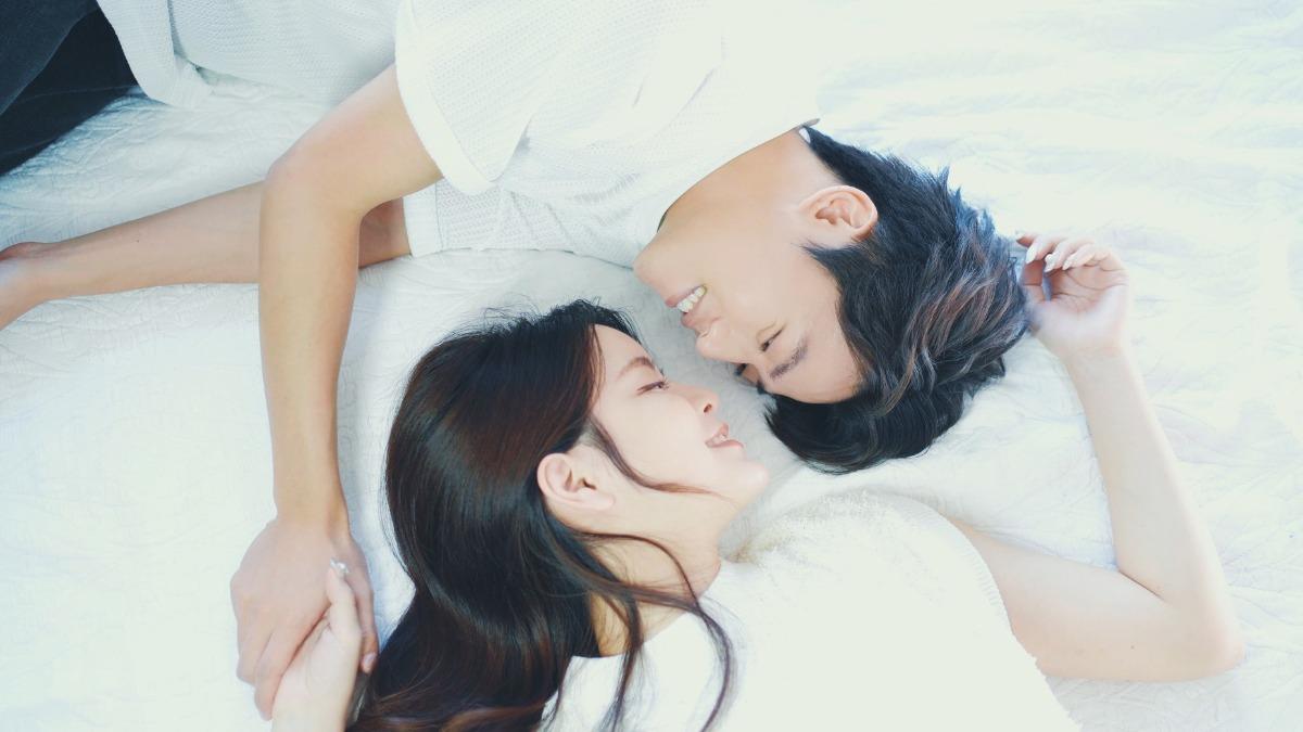 想求婚混血女模！男星拿出「1巨物」告白　遭虧：難怪不成功