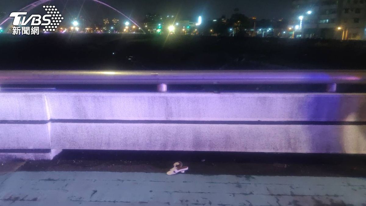 兩鞋跟手機擺旁邊!台中路跑男察覺不對勁 驚見女墜橋報案救
