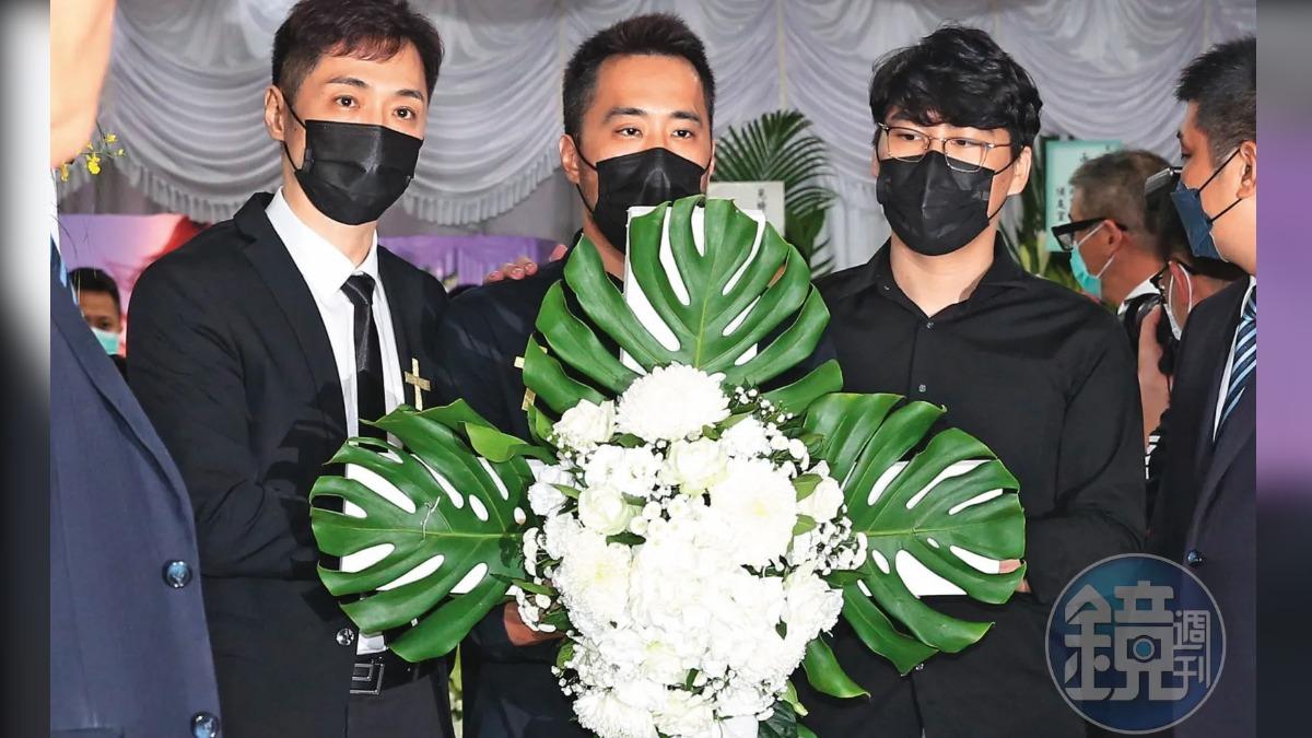余苑綺懷孕延誤治療+生前狂接代言存錢 余天心疼女兒嘆不值