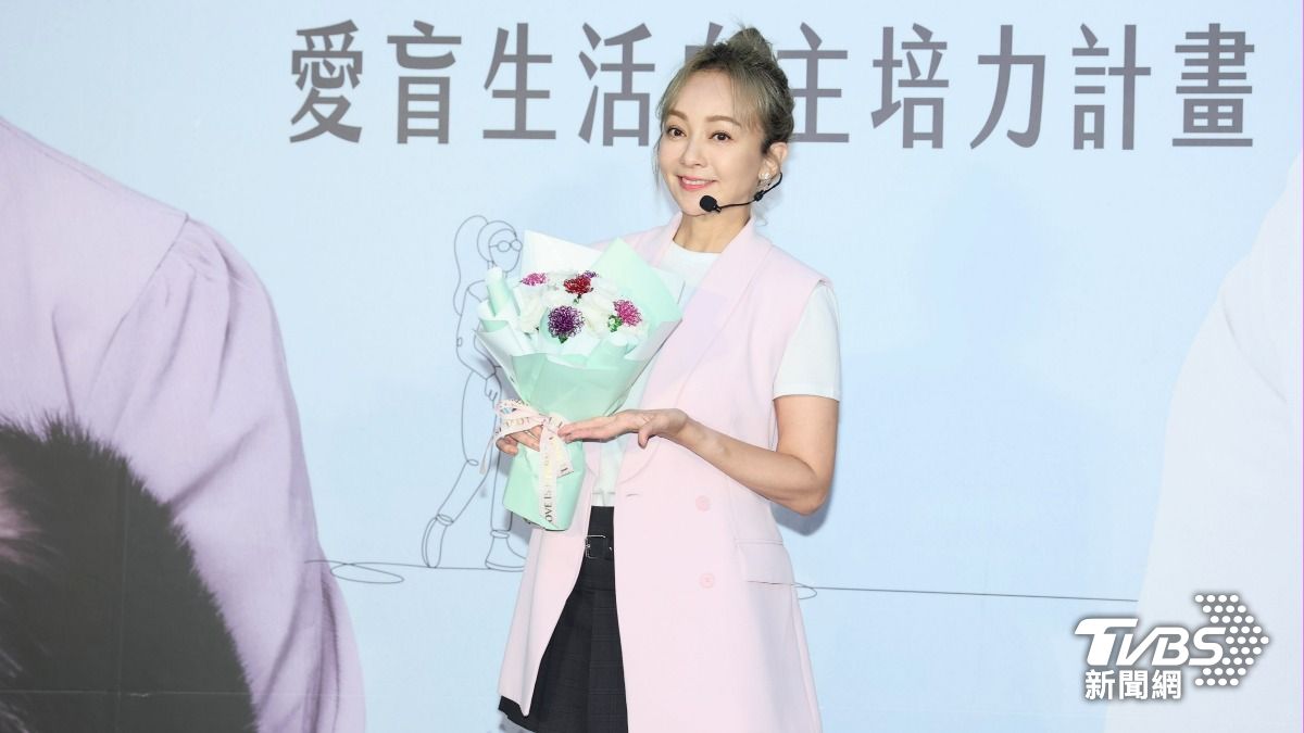 季芹出席公益活動,提早過母親節。(圖/趙世平攝)