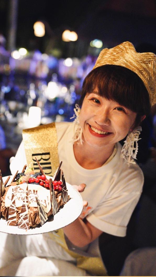 LuLu歡慶33歲生日 。(圖/天地合娛樂提供)