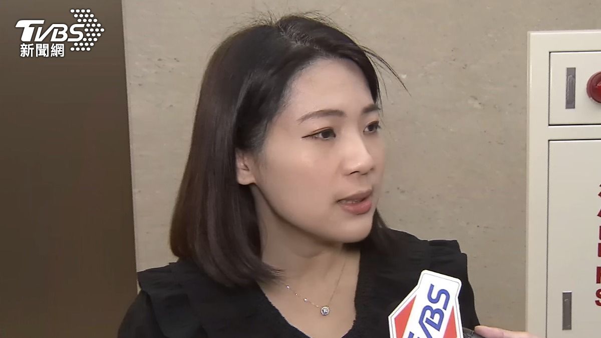 公布援烏密約挨告 徐巧芯反擊外交部:捷克3月就揭露內容