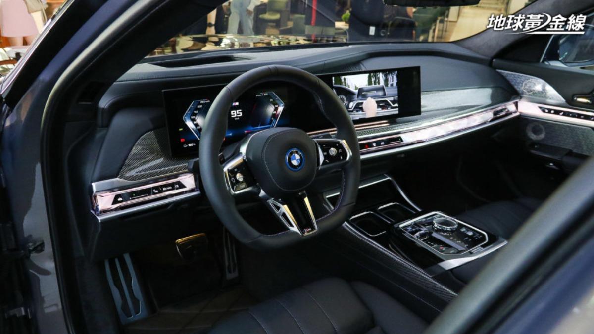 搭載BMW OS 8.5使用者介面。（圖／地球黃金線）
