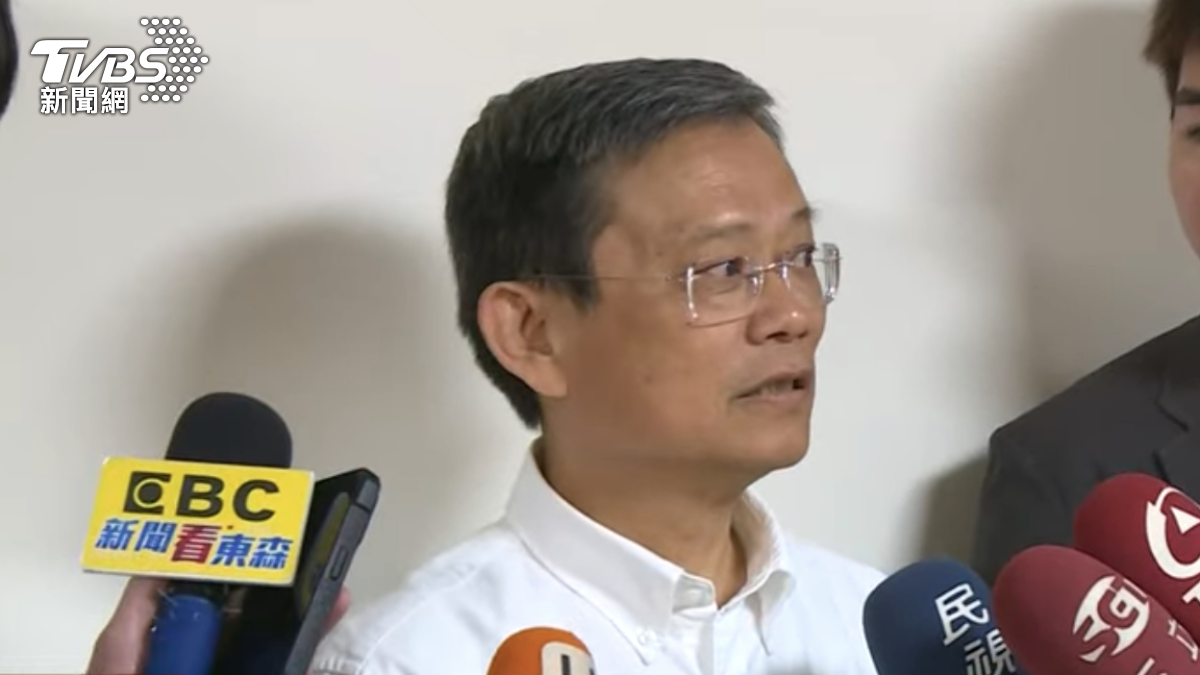 警長與角頭啖魚翅喊「議員邀請」 陳政忠道歉:未來不敢打擾警局
