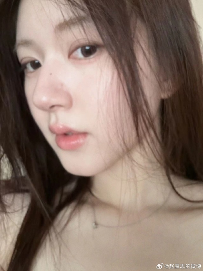 趙露思素顏狀態超好。(圖/翻攝自趙露思微博)