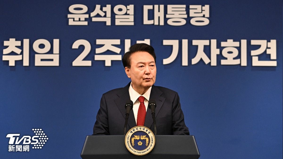南韓總統就職2周年!尹錫悅稱妻子收名牌包「不理智」 向全民致歉