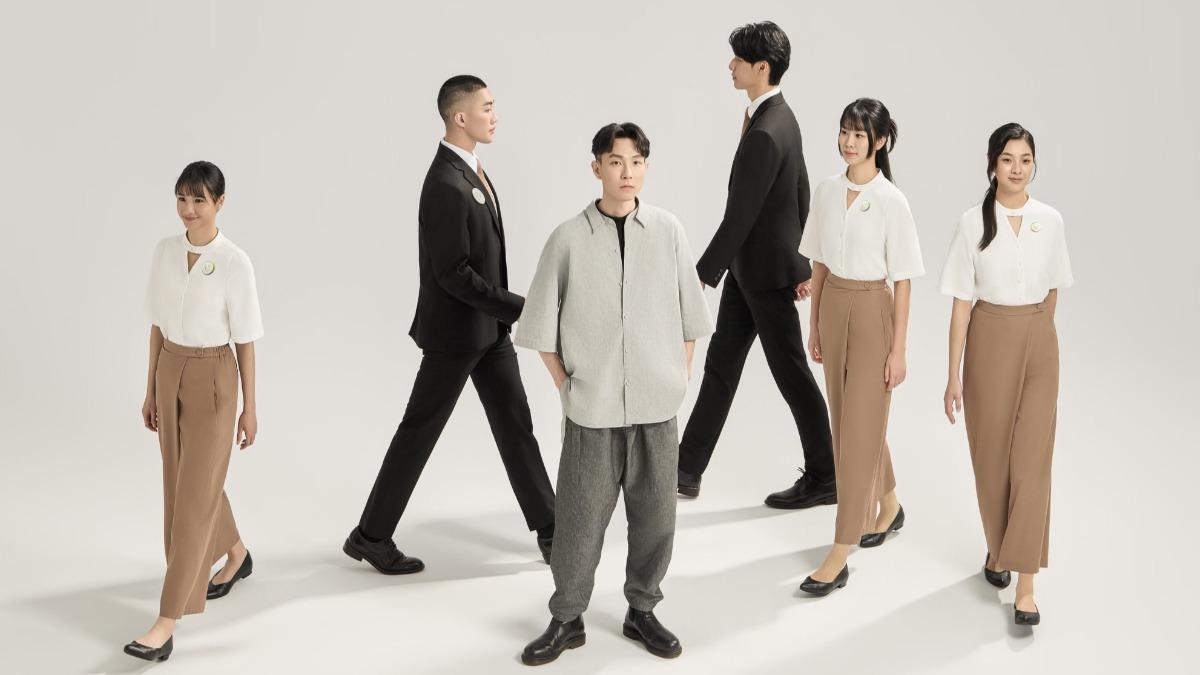 520就職典禮禮賓女服首採褲裝。（圖/翻攝賴清德臉書）