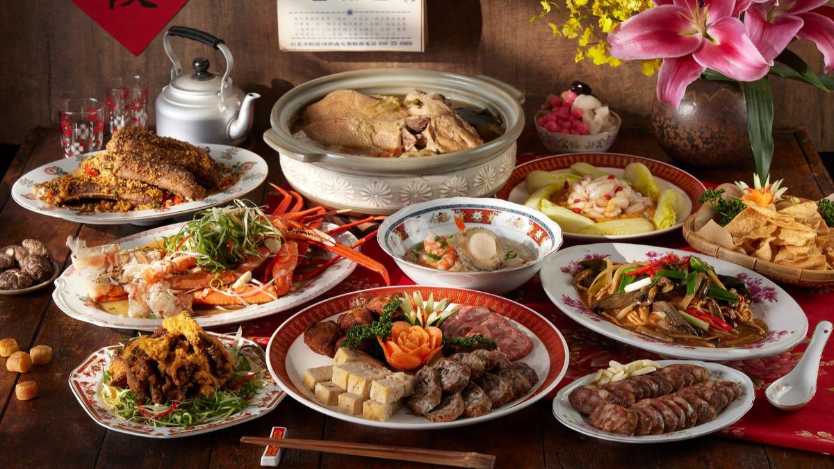 十二廚餐廳在母親節檔期加碼餐檯菜色。(圖/台北喜來登大飯店提供)