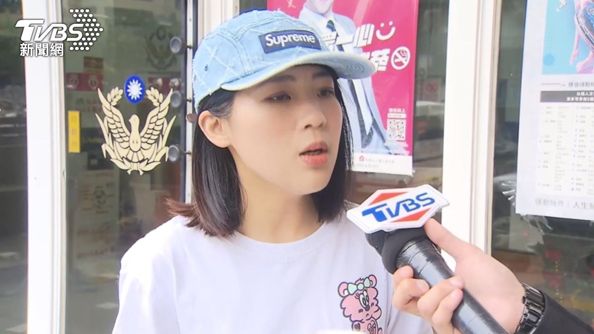 自爆遭偷窺、跟騷提告! 徐巧芯今出門申請隨扈