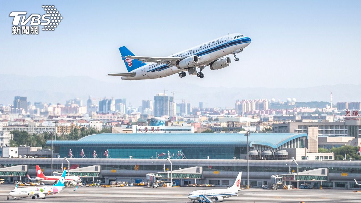北京籲民眾別赴日！中國3大航空宣布「可免費取消飛日本機票」