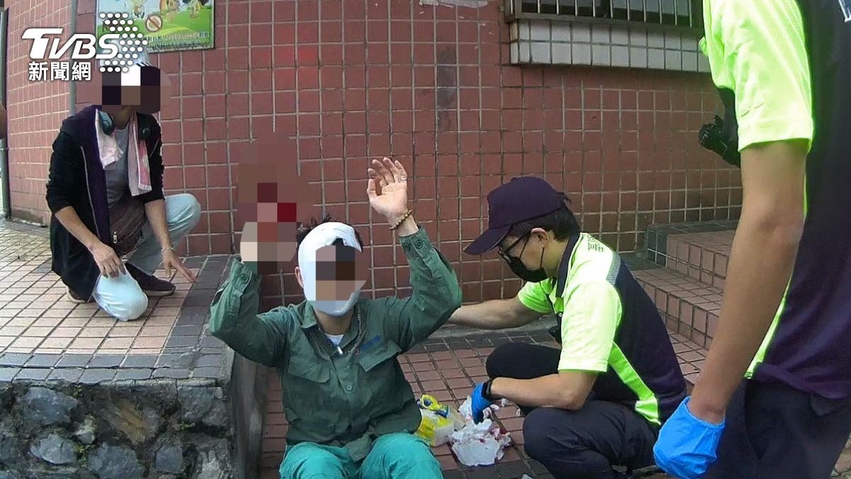 基隆郵差樓梯間撞到冷氣機鐵架　頭部大面積撕裂傷急送醫