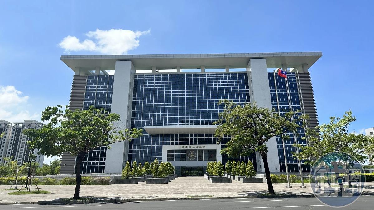 法官勾結詐團?辦公室挖出現金 石育恩認了「幫送錢給軍師」