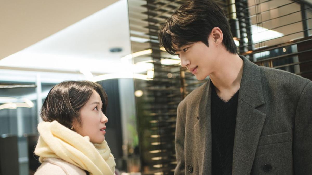 《背著善宰跑》劇照。(圖/翻攝自tvN)