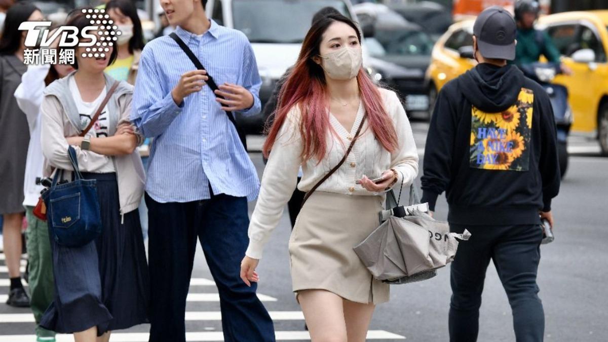 天氣還會更冷!2地區低溫再跌 「這天起」雷雨開炸又接梅雨