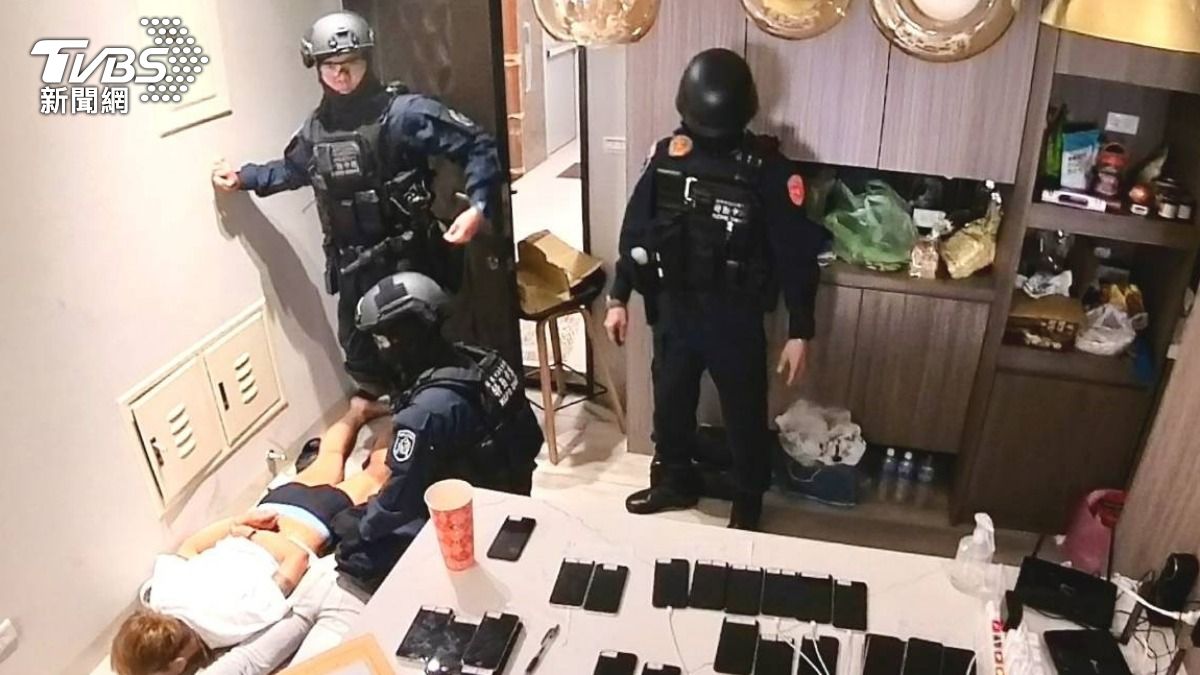 詐團入侵日本!假冒檢警騙取長者提款卡 台日警方聯手逮10人送辦