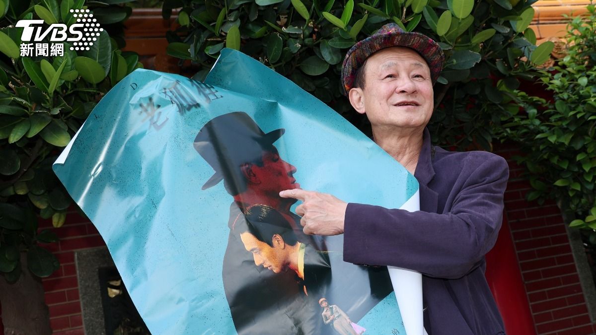 得金馬後狂被罵!合照年輕演員「影響市場」 陳慕義譏:不要耍白癡