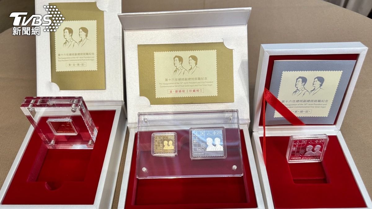 520就職典禮紀念鑄錠。(圖/李明輝攝)
