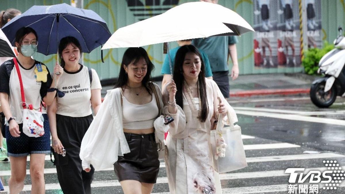 最後好天氣!週末2區雨勢猛「這3天雷雨炸全台」 首颱恐成形