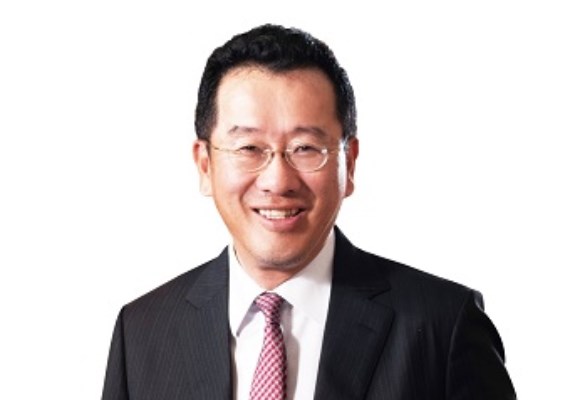 顧立雄被視為最斜槓的政治人物。(圖/翻攝自顧立雄臉書)