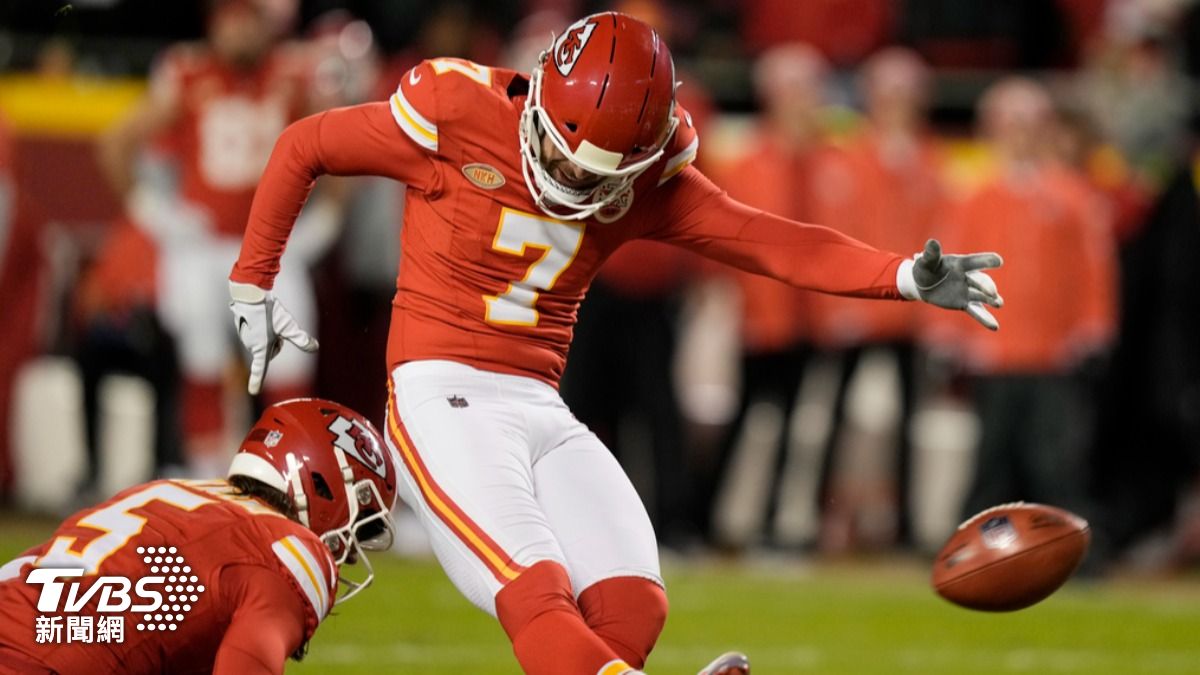 失言遭炎上的哈里森,是NFL酋長隊三屆超級盃冠軍的重要踢球手。(圖/達志影像美聯社)