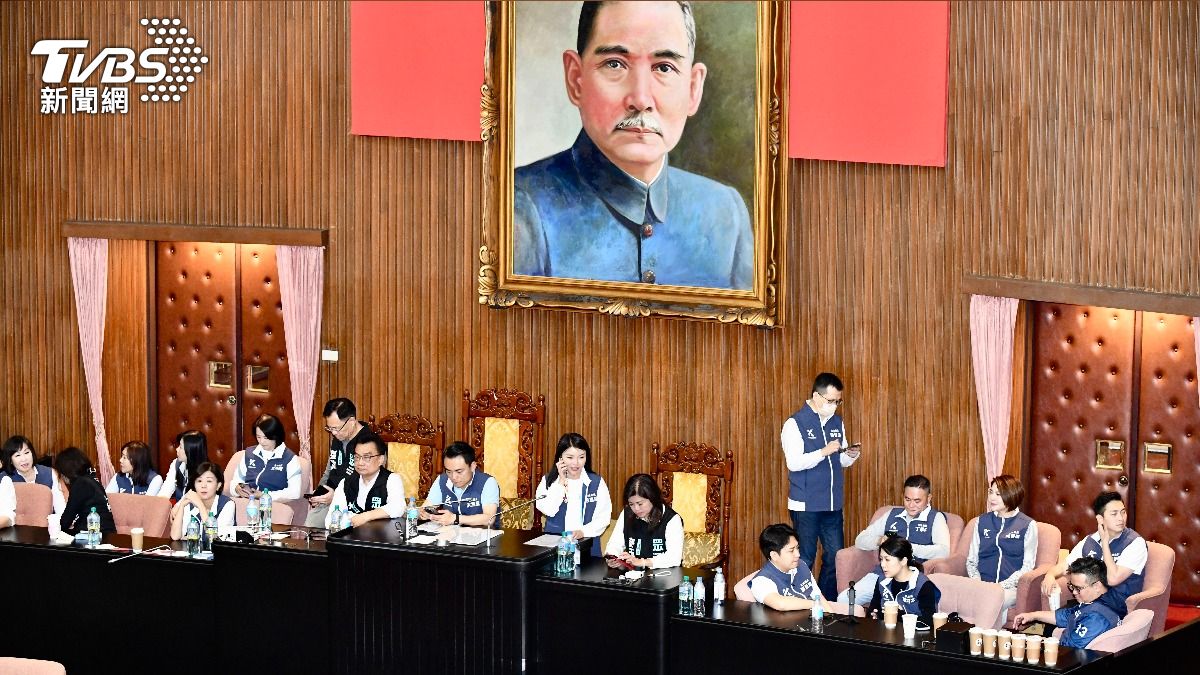 立院「國會改革法」攻防戰什麼?藍綠白主張一次看